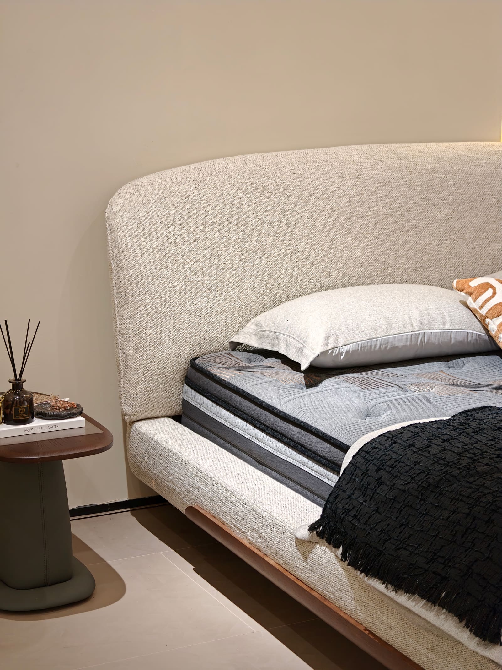 Linen Upholstered Platform Bed with Arched Scalloped Headboard 9