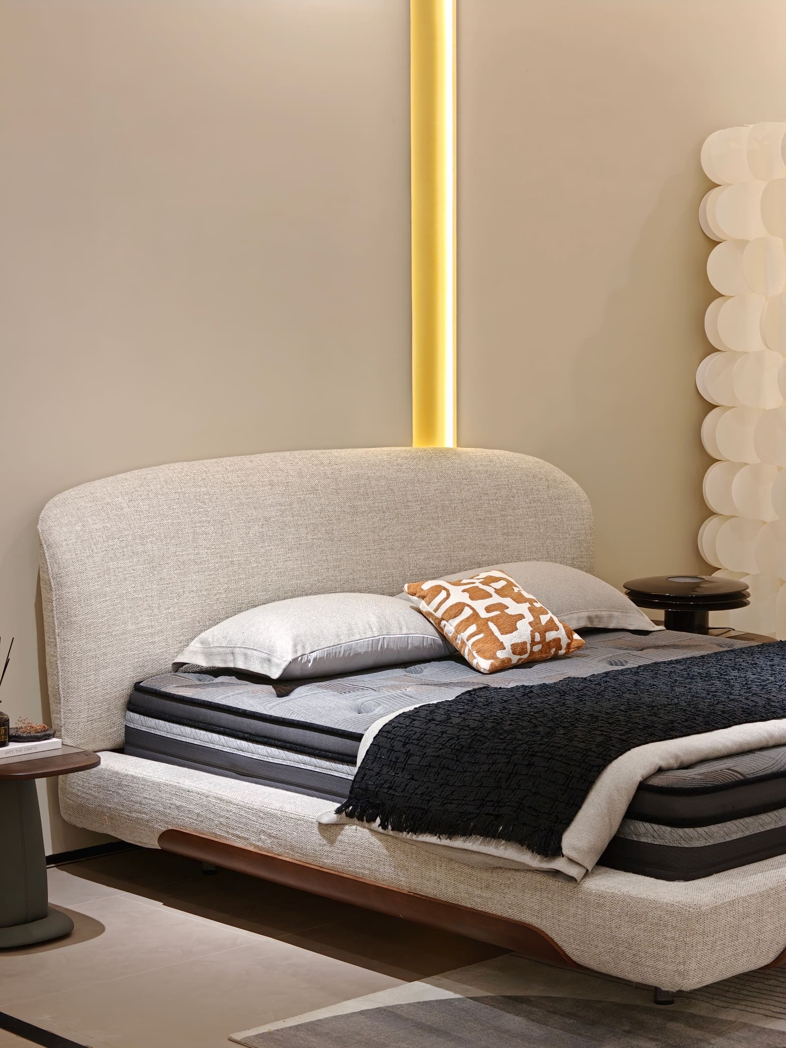 Linen Upholstered Platform Bed with Arched Scalloped Headboard 13
