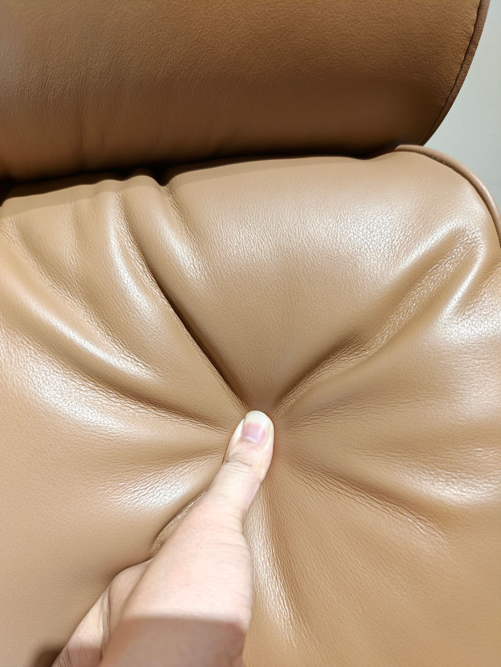 Top-Grain Leather Platform Bed with Horizontal Channel Tufting 7