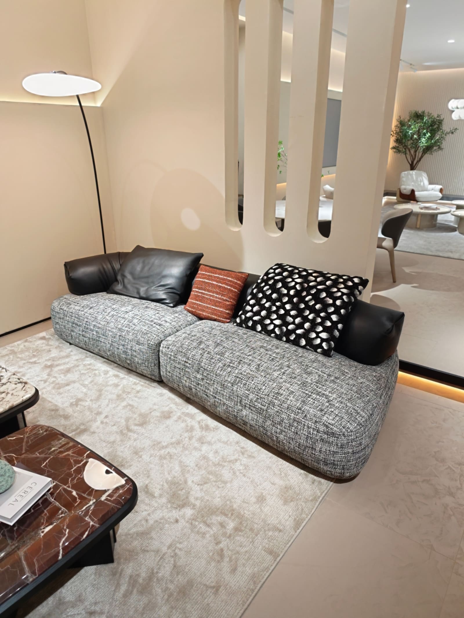 Top-Grain Leather L-Shaped Sectional Sofa D051 3