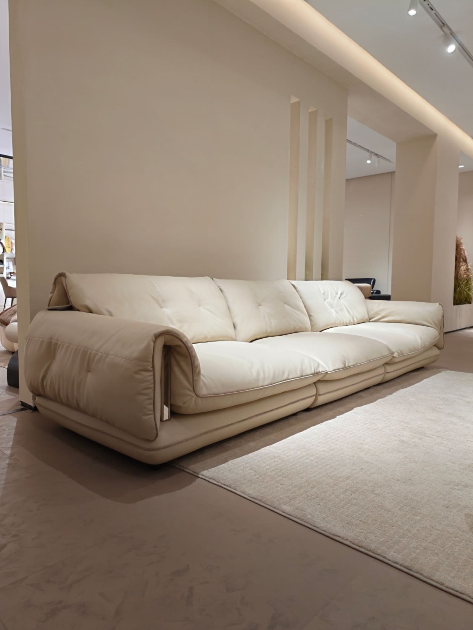 Top-Grain Leather Four-Seater Modular Sofa D076 8