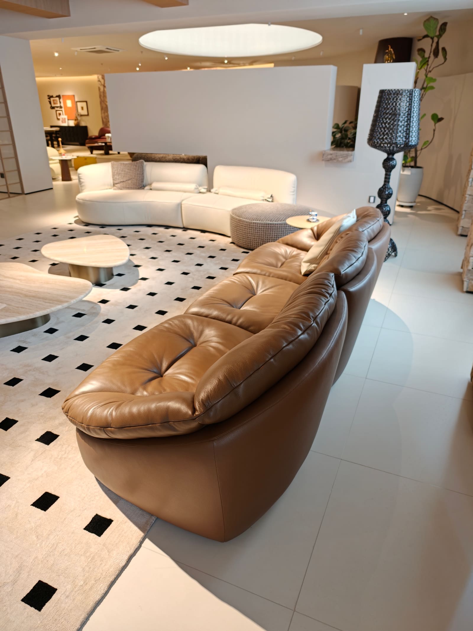 Top-Grain Leather Modular Sofa with Center Seat HD2425C 3