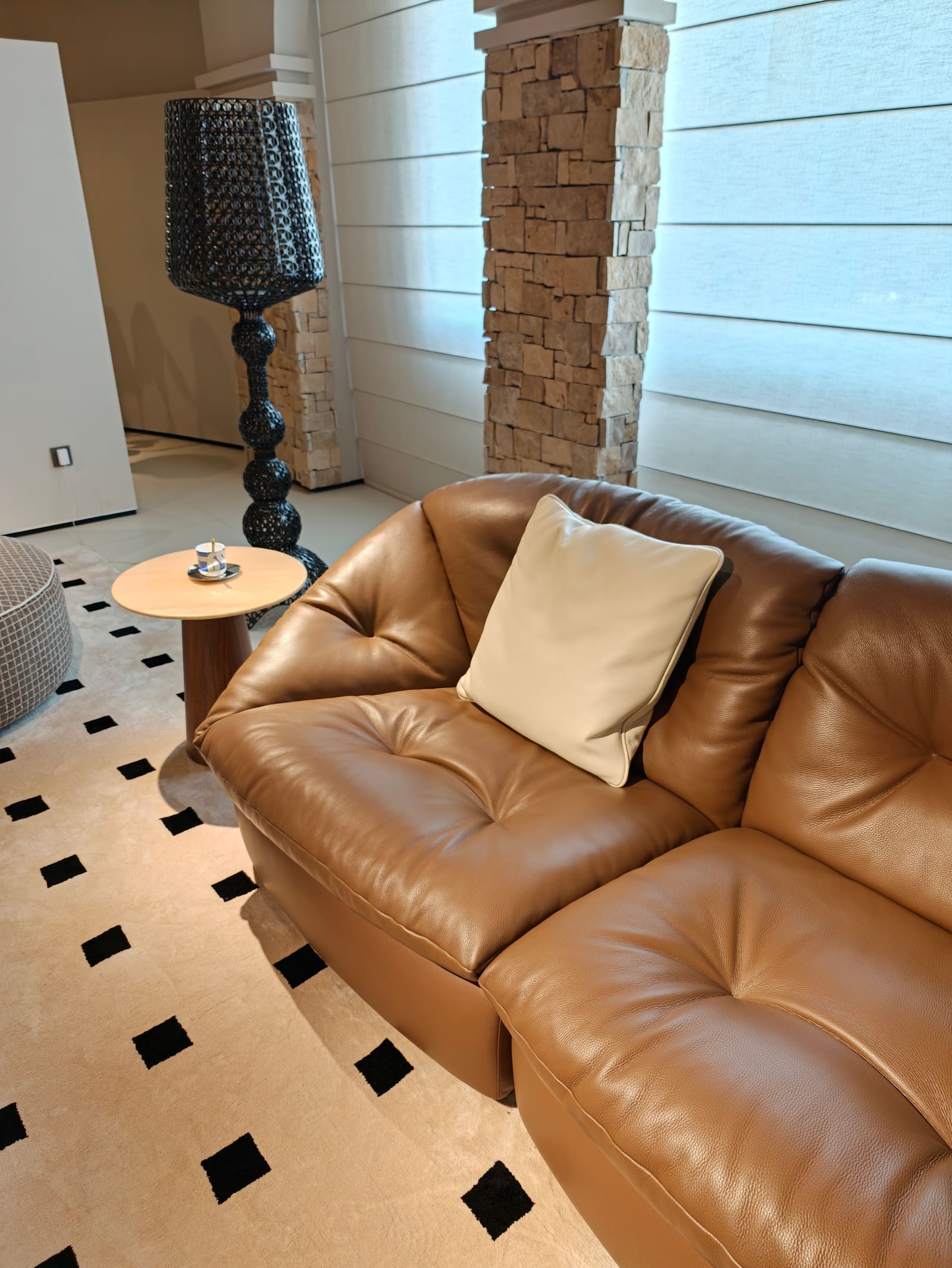 Top-Grain Leather Modular Sofa with Center Seat HD2425C 4