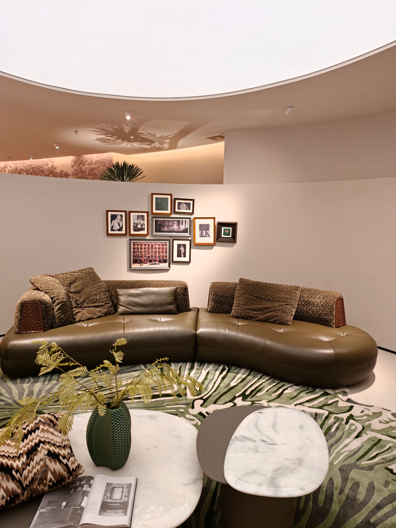 Large Curved Leather & Fabric Sectional Sofa with Chaise HD2441B 3