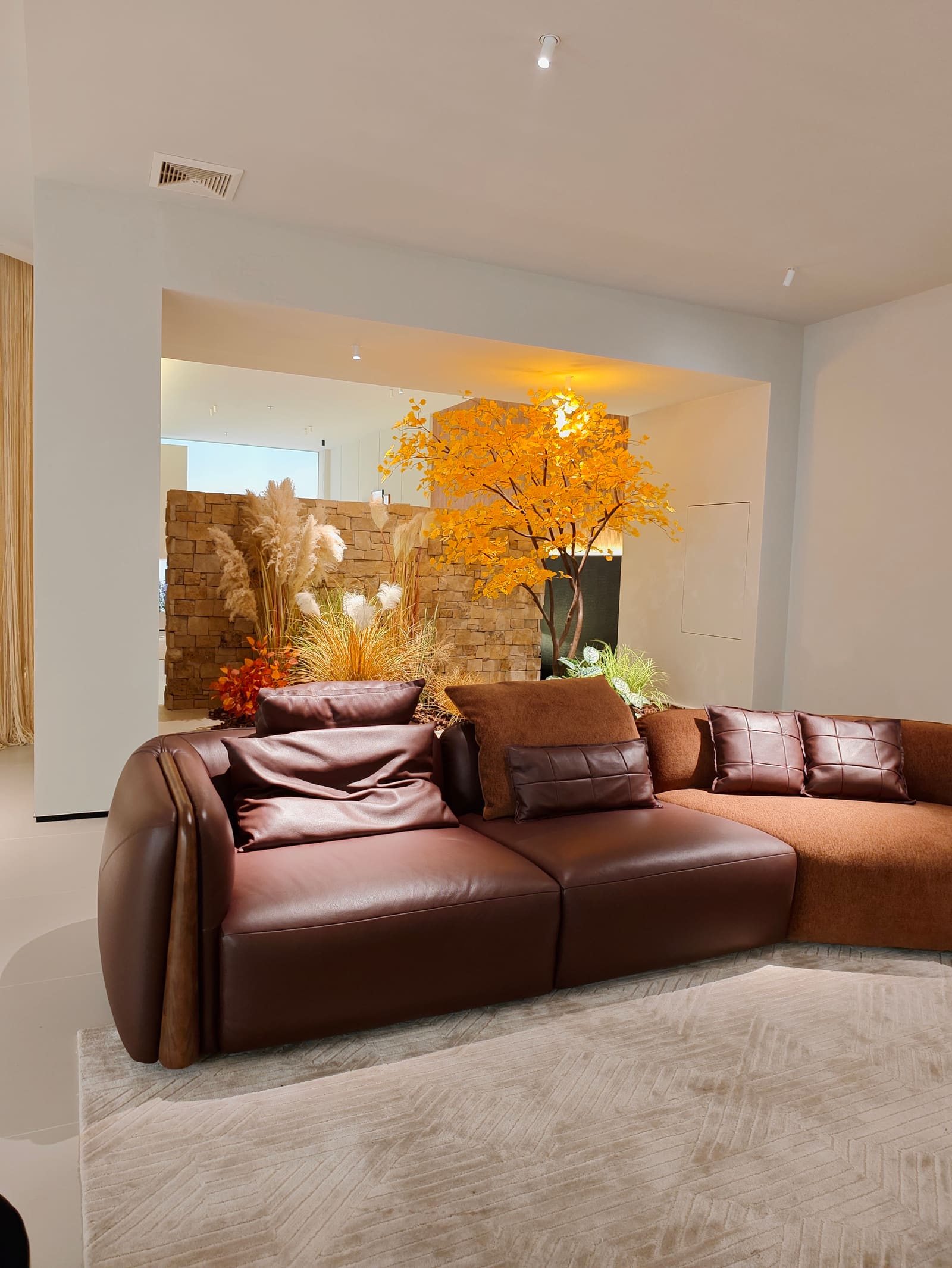 Large Curved Modular Leather Sectional Sofa HD2444B 5