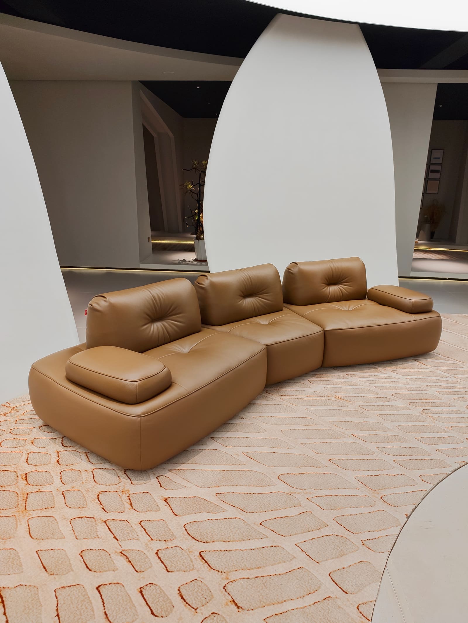 Compact Curved Modular Leather Sofa with Corner Piece HD2446B