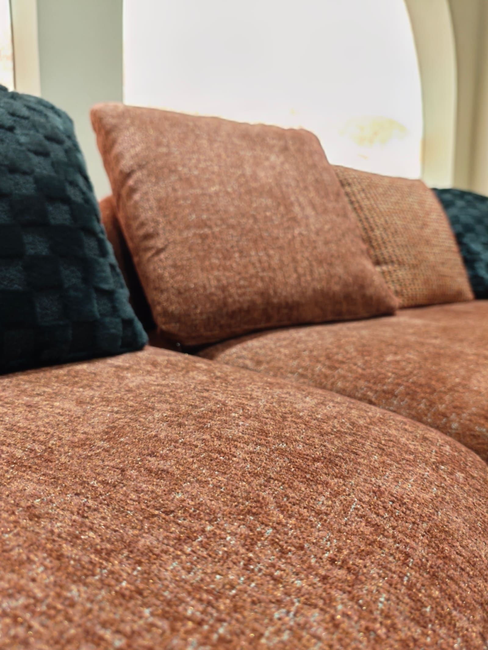Curved Velvet Sectional Sofa with Ottoman T5022 7